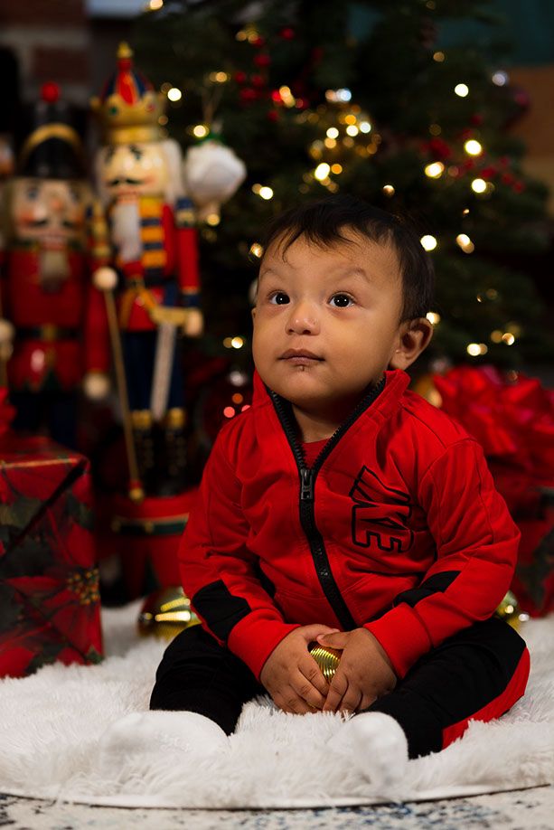 This is a photo of a model at Edgewater by © Lando Media.